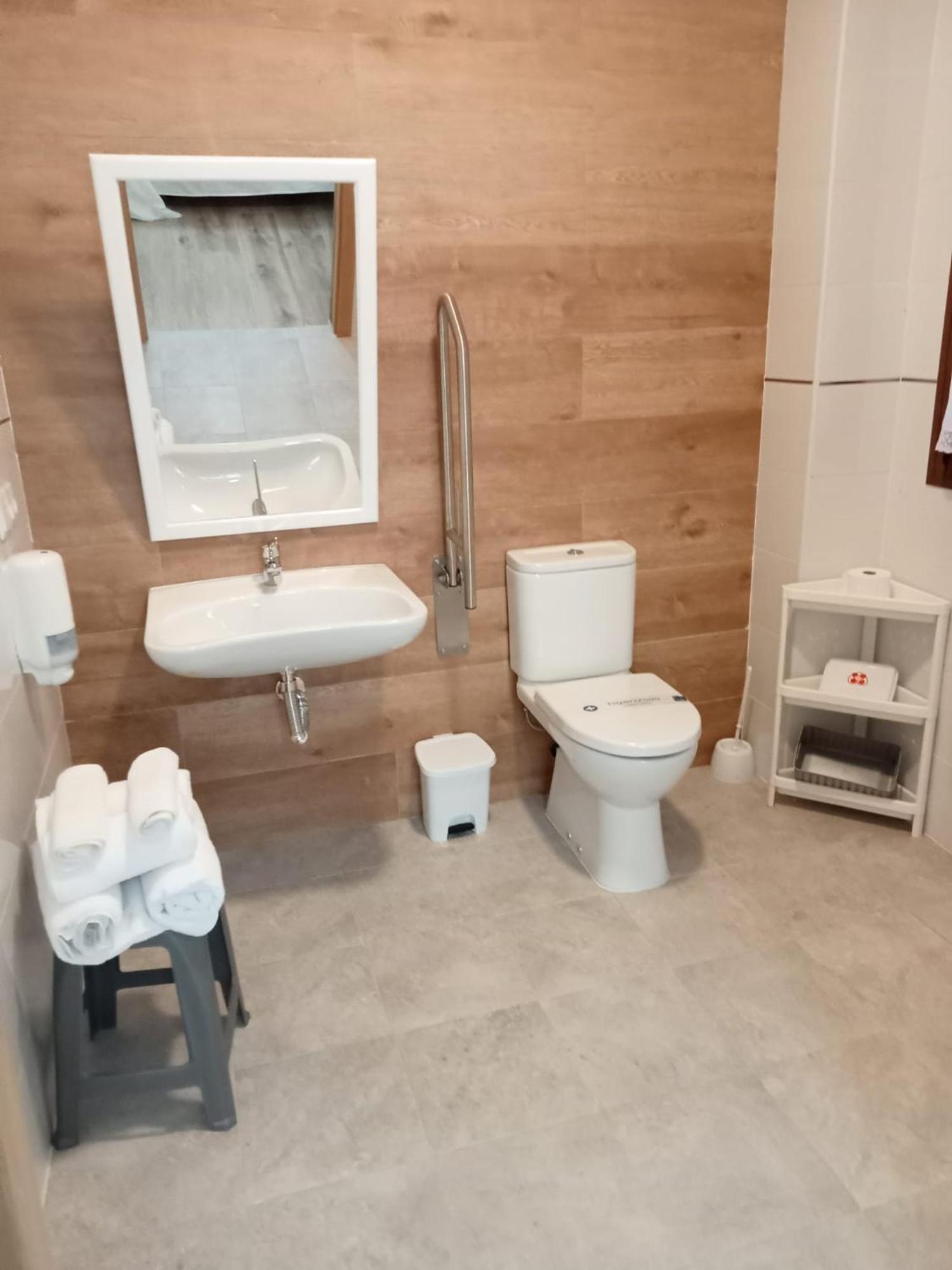Apartamentos El Arenal 阿塞沃 客房 照片